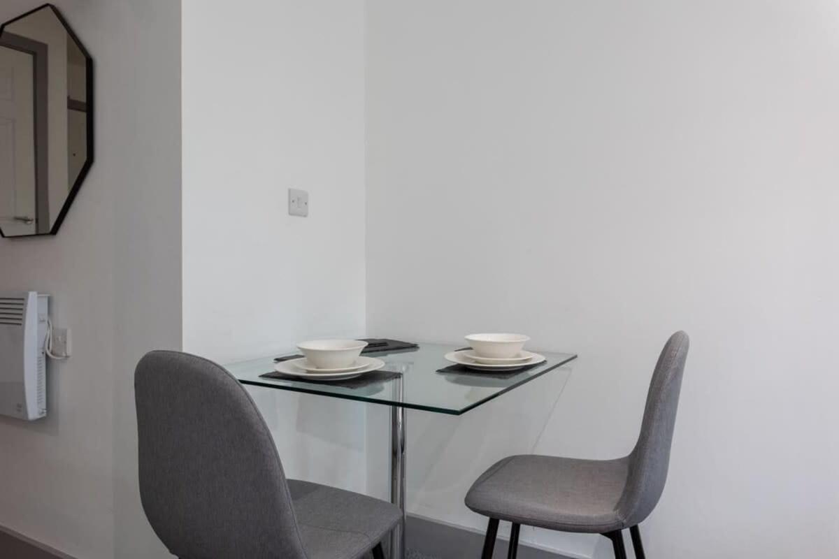 Amazing 1 Bedroom Apartment Leeds リーズ エクステリア 写真